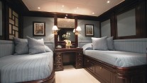 ALIBI  Guest Twin Cabin